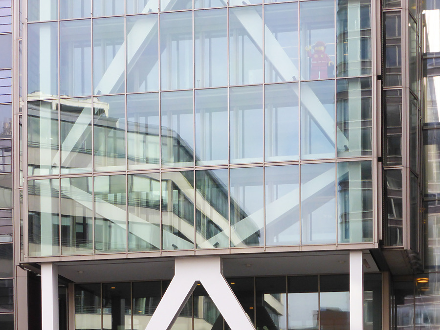 Atlantic Haus by Der Hamburger
