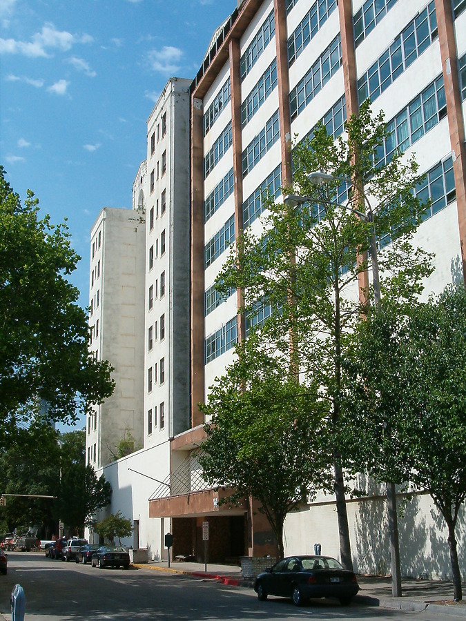 Hilton Capitol Center by Rodney Gunn