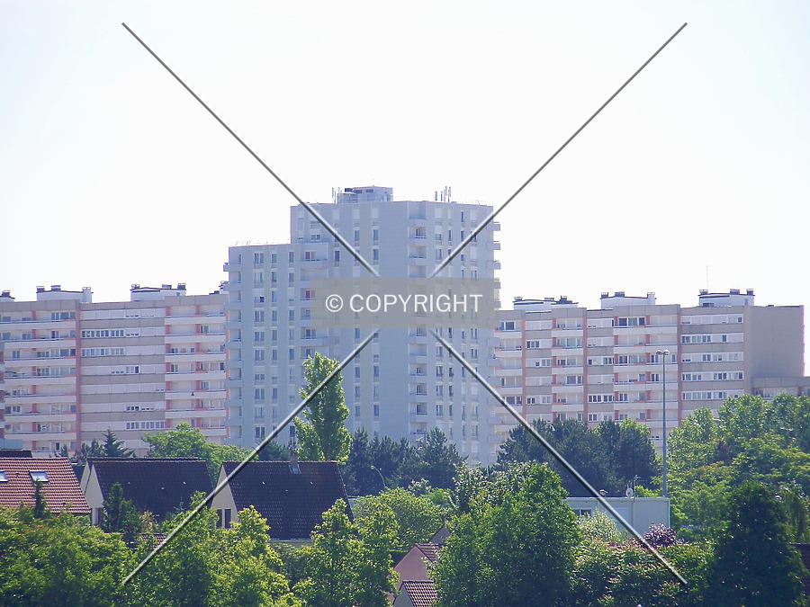 60 Esplanade Eisenhower by Florian Barbier