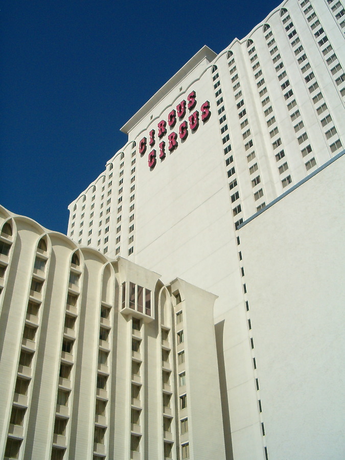 Circus Circus - West Tower by Rodney Gunn