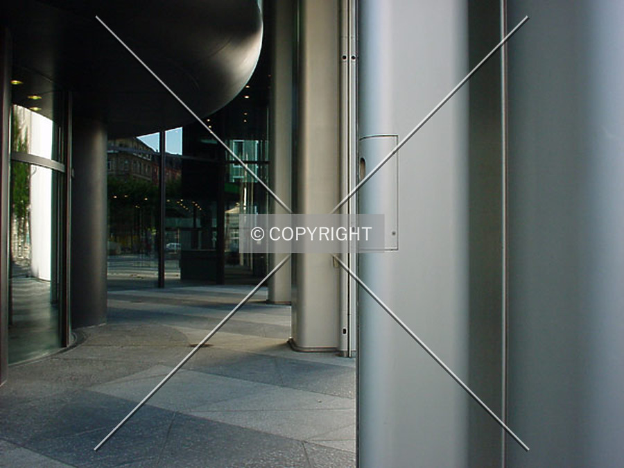 Dresdner-Bank-Hochhaus by Nephilim