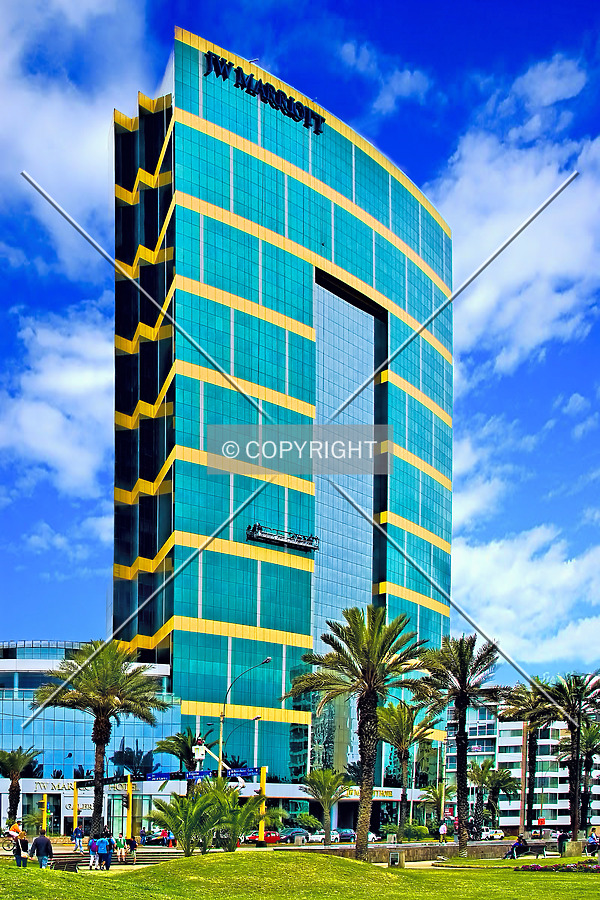 J.W. Marriott Hotel and Stellaris Casino by Jorge Molina