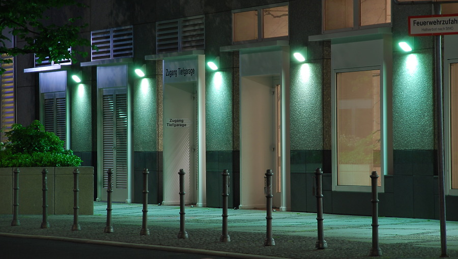Westend 1 by Huopa