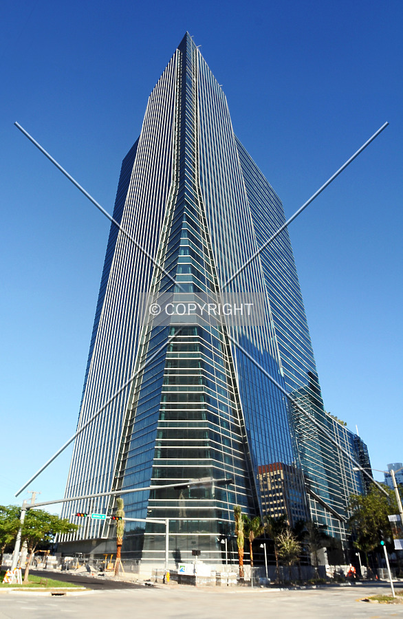 1450 Brickell by Jorge Molina