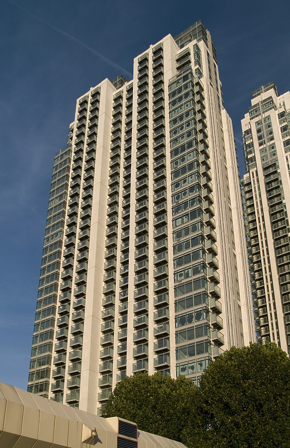 Pan Peninsula West Tower by Cesar Serrano