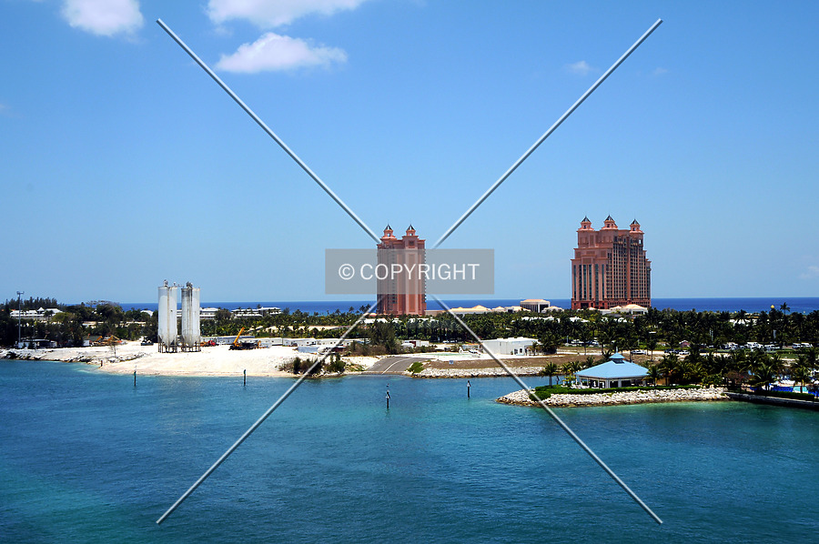 The Reef Atlantis by Jorge Molina