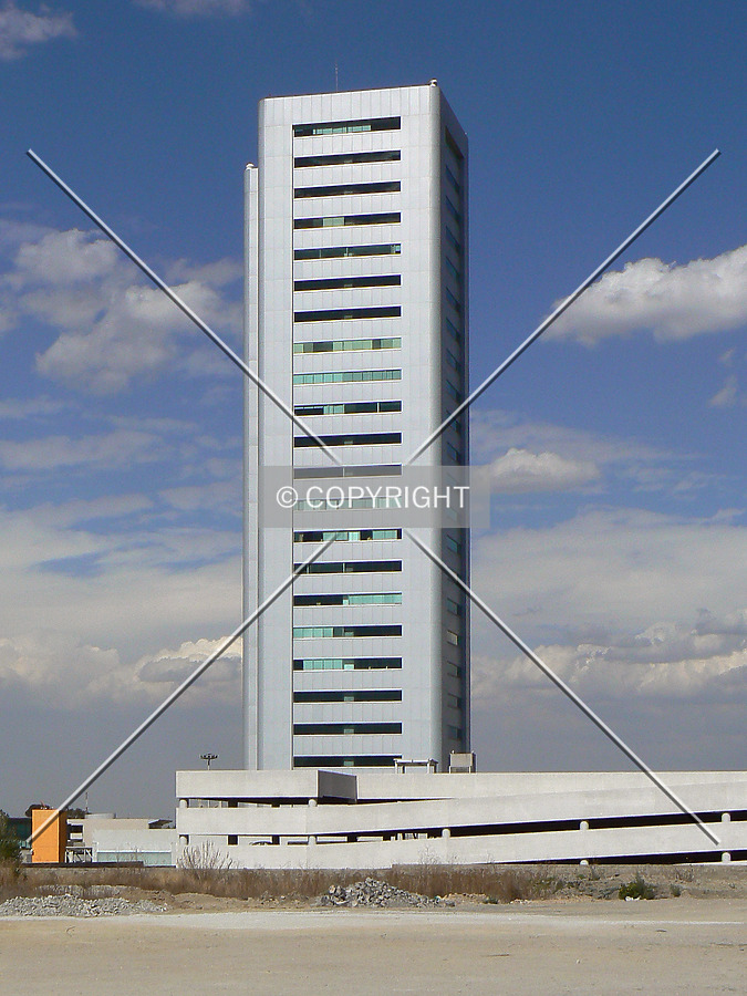 Torre JV I by Luis Ibáñez