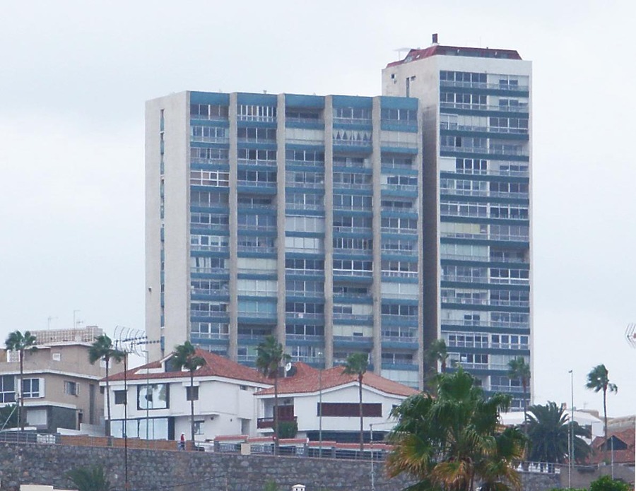 Edificio Solyvista by Huopa
