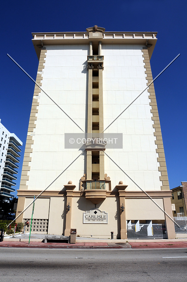 Carlisle on the Ocean by Jorge Molina