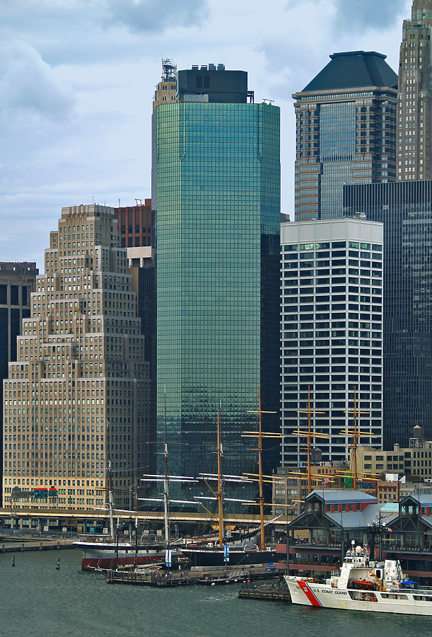 Continental Center by Cesar Serrano