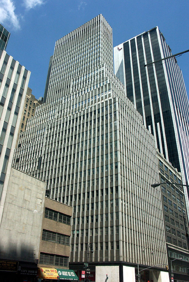 1065 Avenue of the Americas by Nate Lindsey