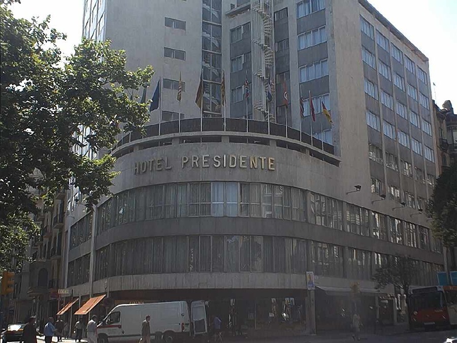 Hotel Tryp Presidente by David Guija