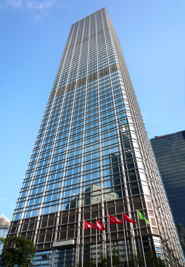 Cheung Kong Centre by Wilson Ling