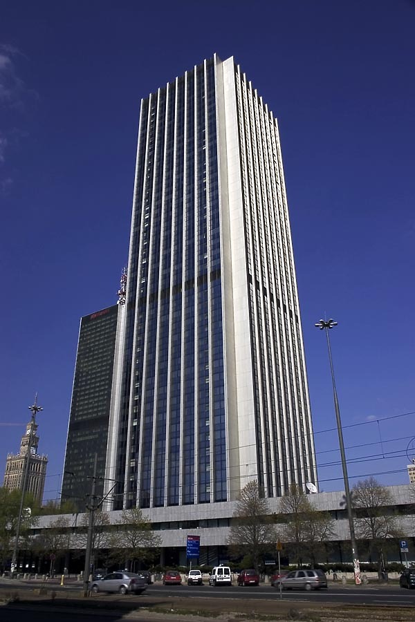 Oxford Tower by Pavel Toczynski