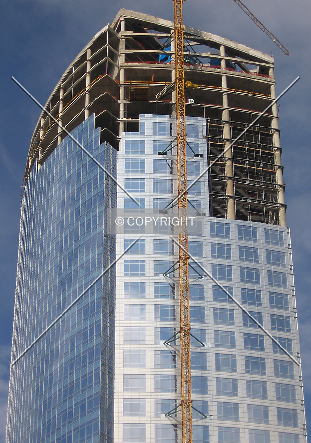 Torre Repsol YPF by Maximiliano Buono