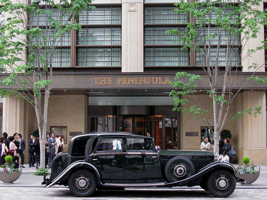 The Peninsula Tokyo by Kevin Hemphill
