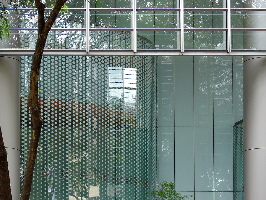 One George Street by Horst Kiechle