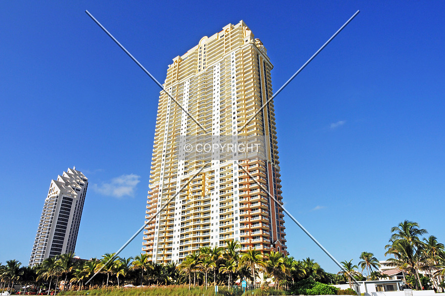 Acqualina Ocean Residences and Resort by Jorge Molina
