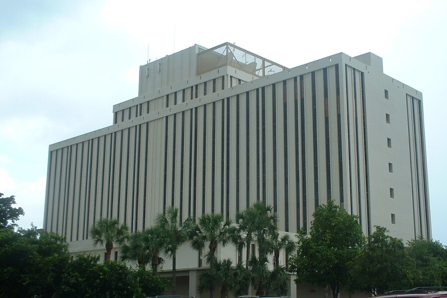 Coral Springs Financial Plaza