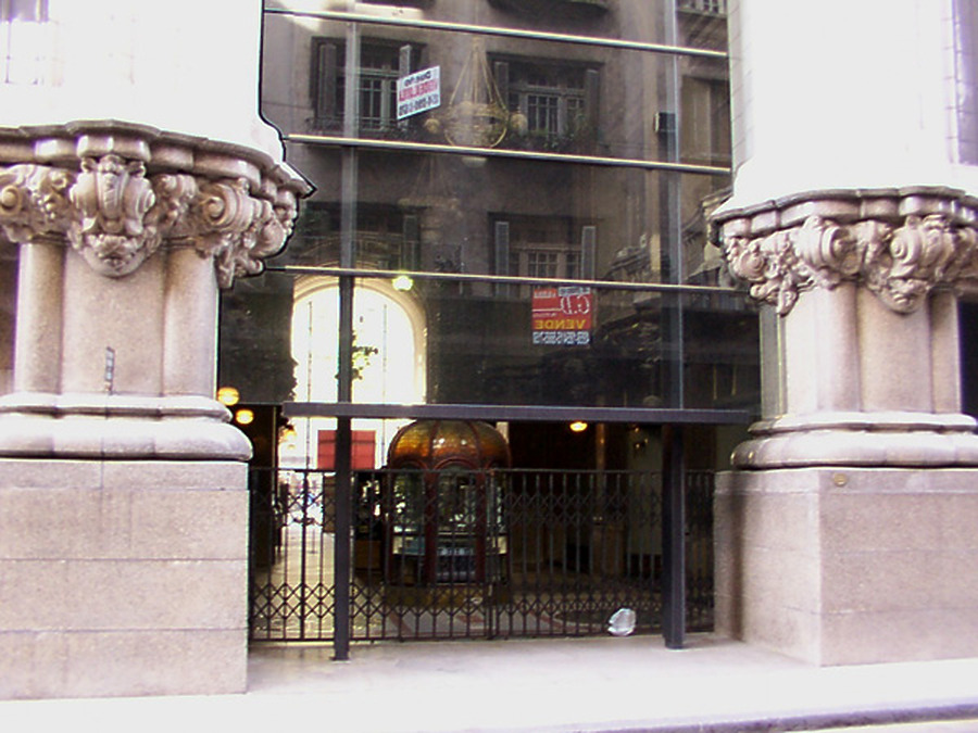 Palacio Barolo by Daniel Kieckhefer