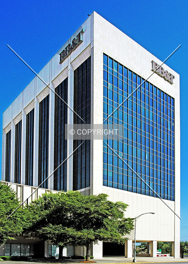BB&T Building by Jorge Molina