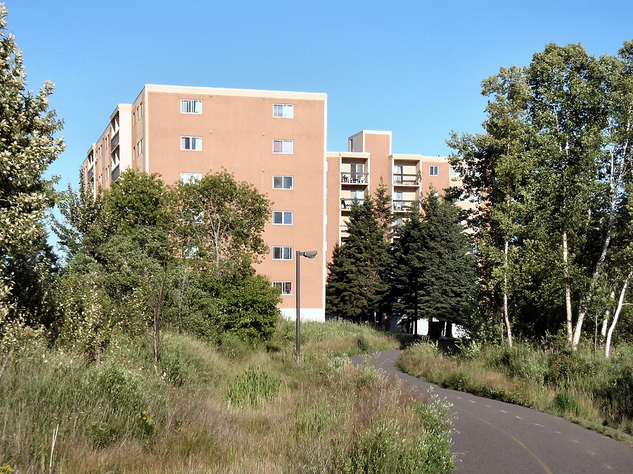 Grenville OnTheLake Apartments Photo 549696571 Stock Image SKYDB