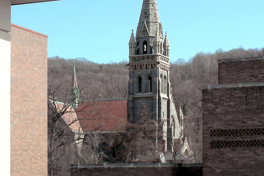Packer Memorial Church