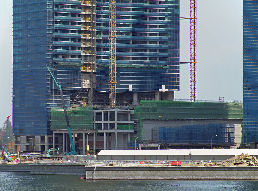 Marina Bay Residences by Horst Kiechle