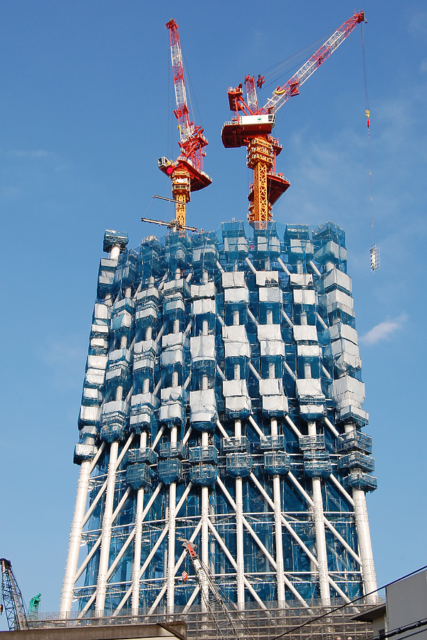 Tokyo Sky Tree by Kevin Hemphill