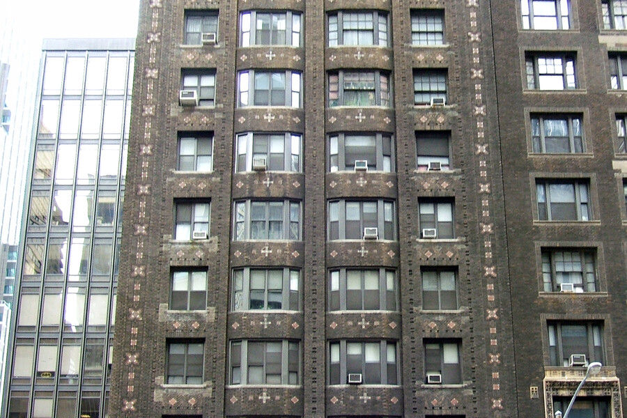 Aljomar Apartments