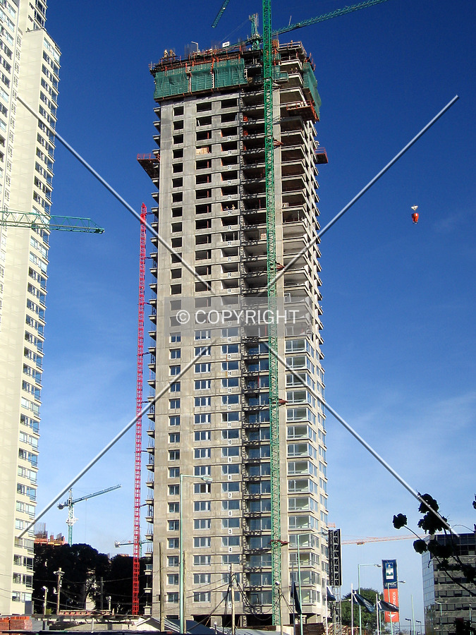 Torre del Boulevard by Maximiliano Buono