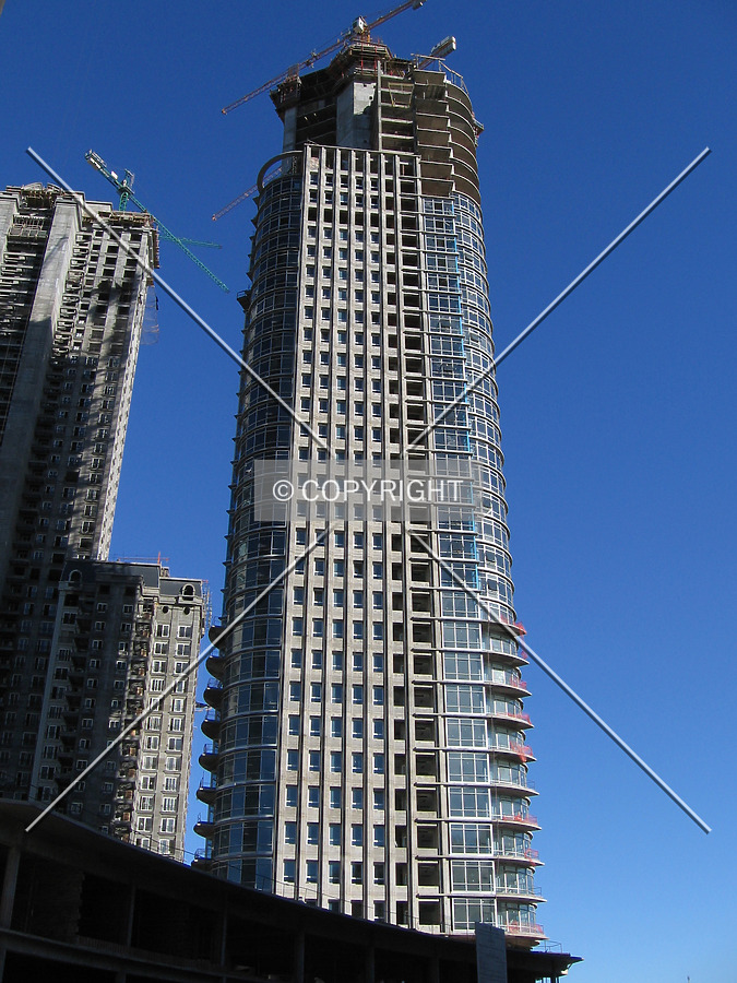 Mulieris torre Sur by Maximiliano Buono