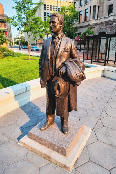 F. Scott Fitzgerald Statue