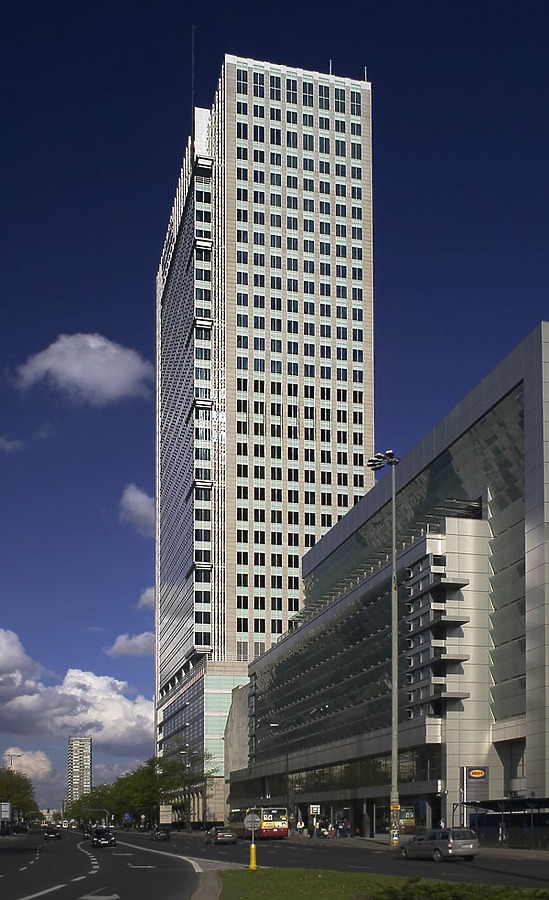 Warsaw Financial Center by Pavel Toczynski
