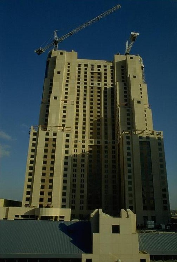 Marriott Rivercenter by Brian LoBue