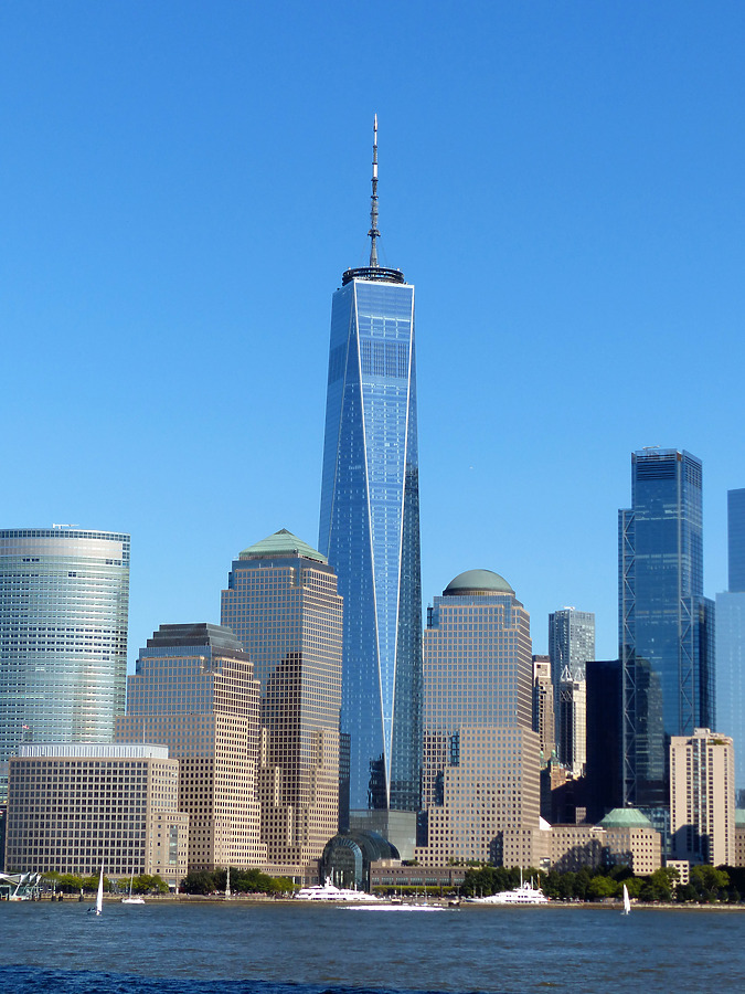 One World Trade Center by Nate Lindsey