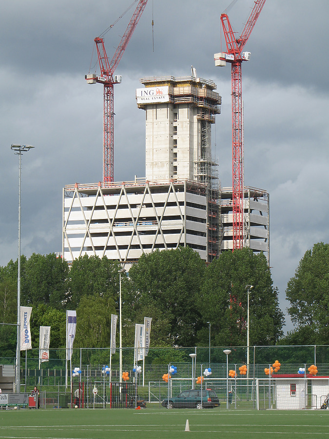 Ernst & Young by Michiel van Dijk