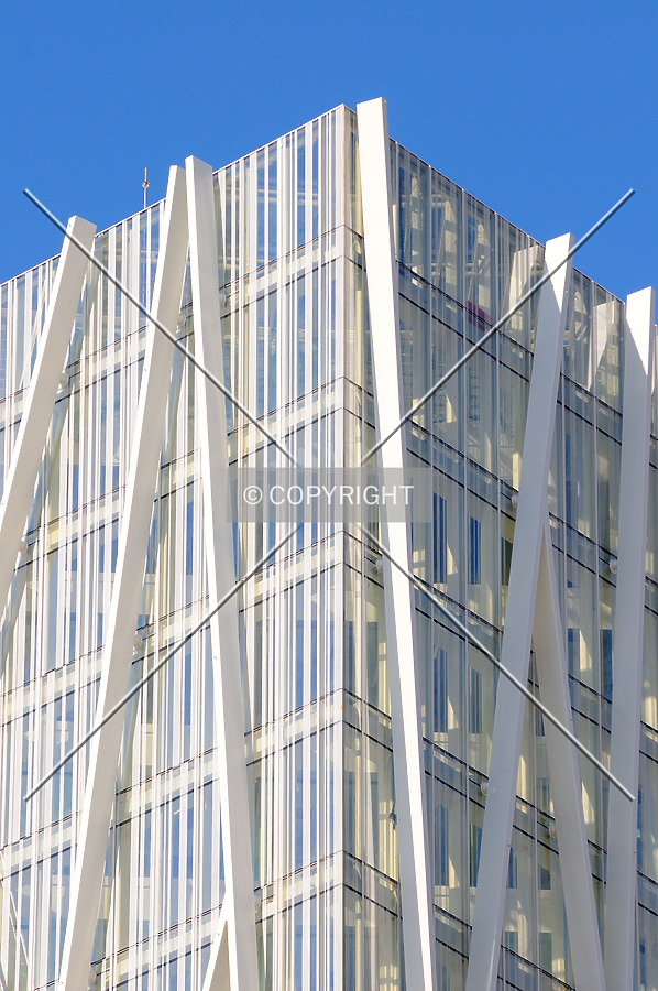 Torre Diagonal Zero Zero by David Guija