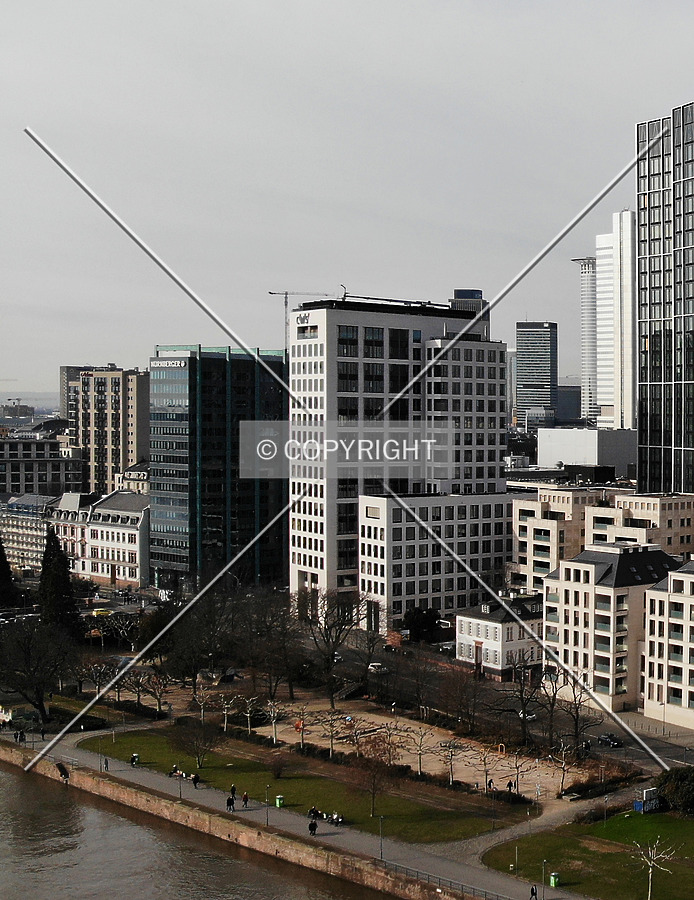 MainTor Panorama by Nephilim