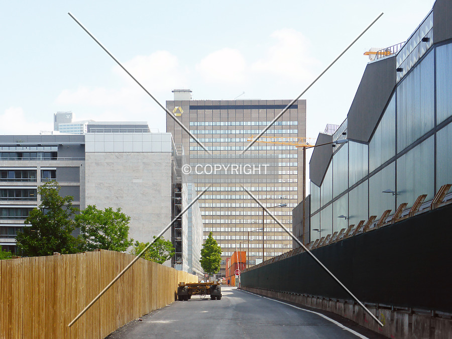 Bürohochhaus Commerzbank Trading Center by Nephilim