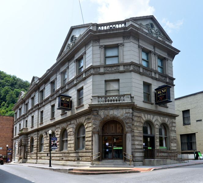 MCNB Bank And Trust Company Building