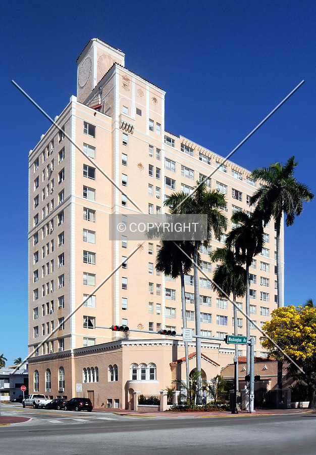 The Blackstone by Jorge Molina