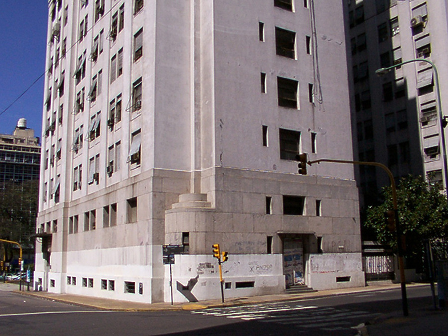 Edificio Ministerio de Obras Públicas de la Nación by Daniel Kieckhefer