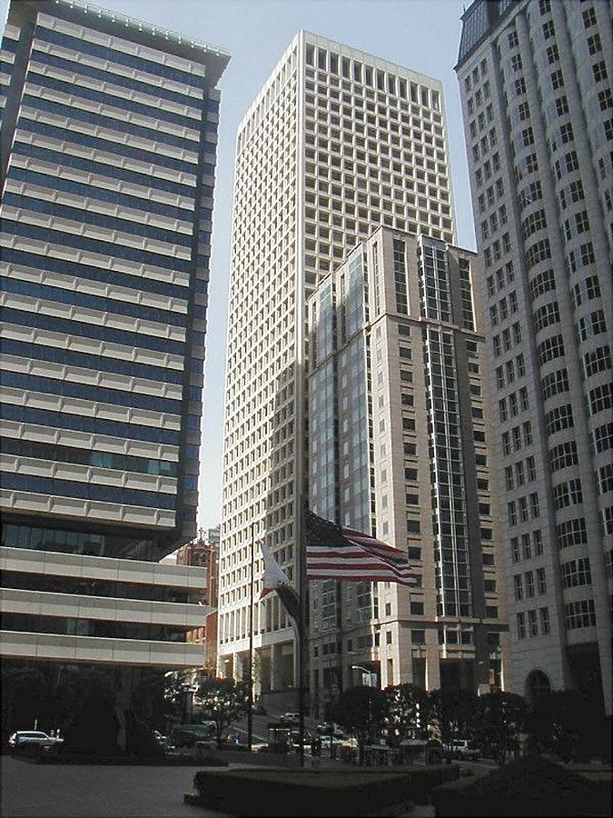 650 California Street by Garrett Stout