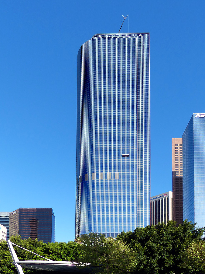 Two California Plaza by Nate Lindsey
