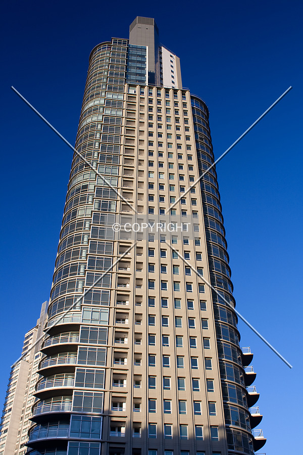 Mulieris torre Norte by Maximiliano Buono