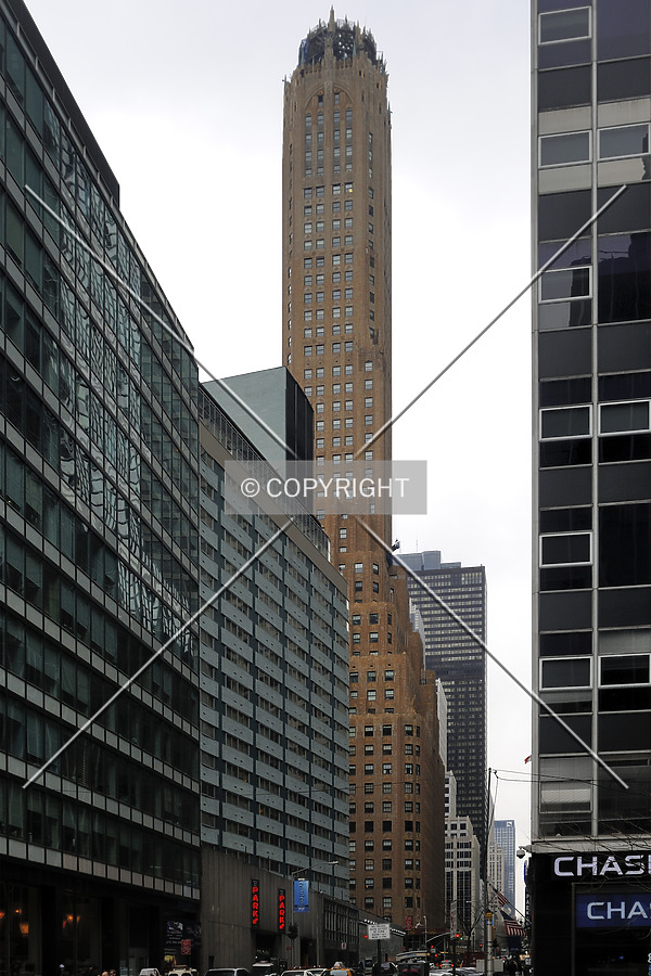 570 Lexington Avenue by David Guija