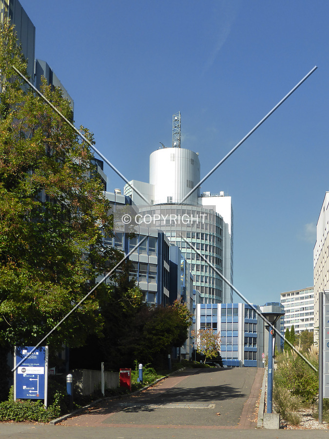 Taunus Tower by Nephilim