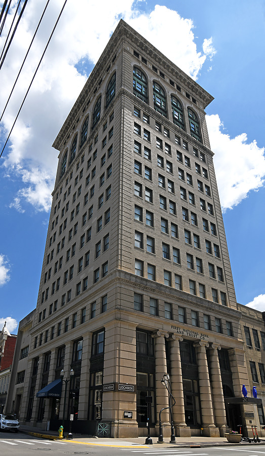 21c Museum Hotel Lexington by John W. Cahill
