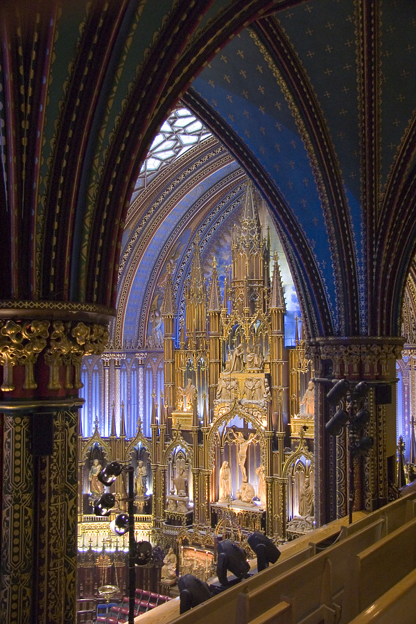 Basilique Notre-Dame-de-Montréal by Pavel Toczynski